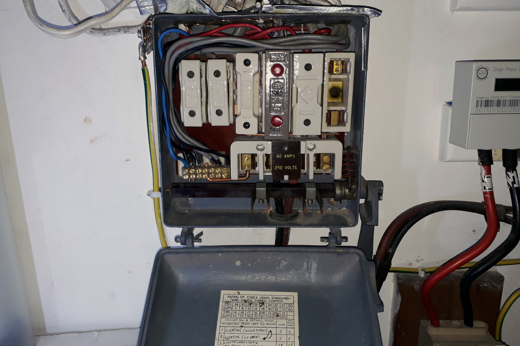 Old porcelain fusebox found during the inspection